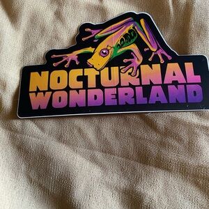 One sticker EDC fans